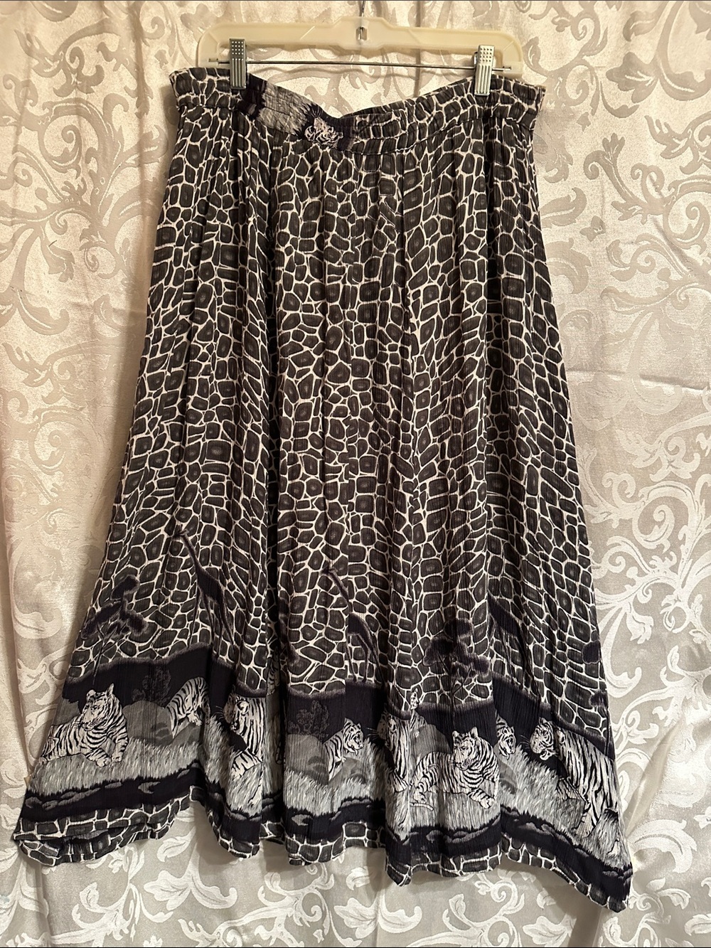 Black and White Animal-Print A-Line Midi Skirt